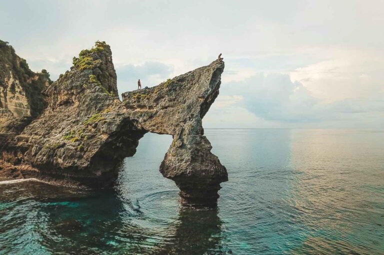 Foto Obyek Wisata Atuh Beach Nusa penida island Bali in Indonesia_Nusa Penida Timur